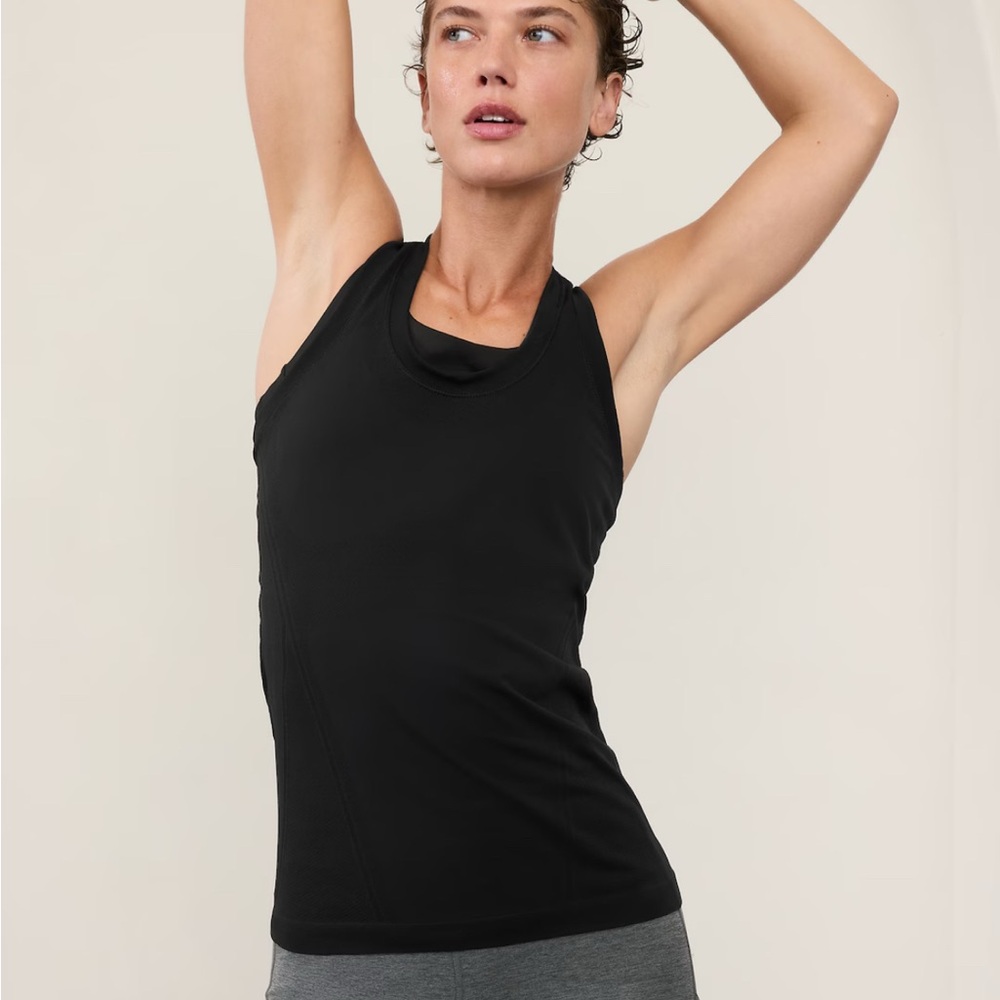 Athleta Momentum Tank Black